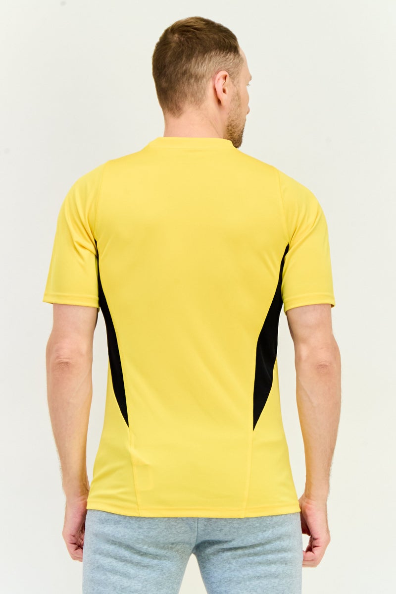Adidas Men Slim Fit Jeep Short Sleeve Training Jersey, Yellow - Image 3